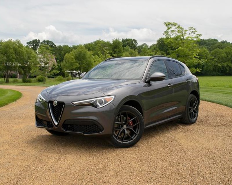 Alfa Romeo Stelvio Cammarent