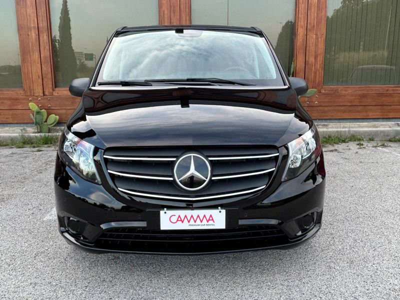 Mercedes Vito 9 posti Full Optional extra-long - CammaRent